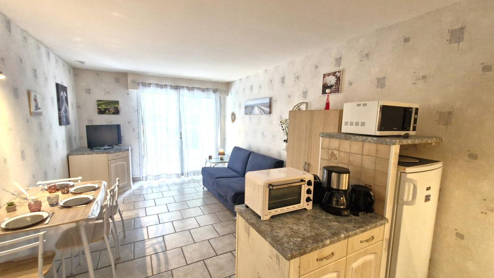Saint Georges de Didonne - STUDIO CABINE - résidence boisée proche PLAGE Extérieur photo