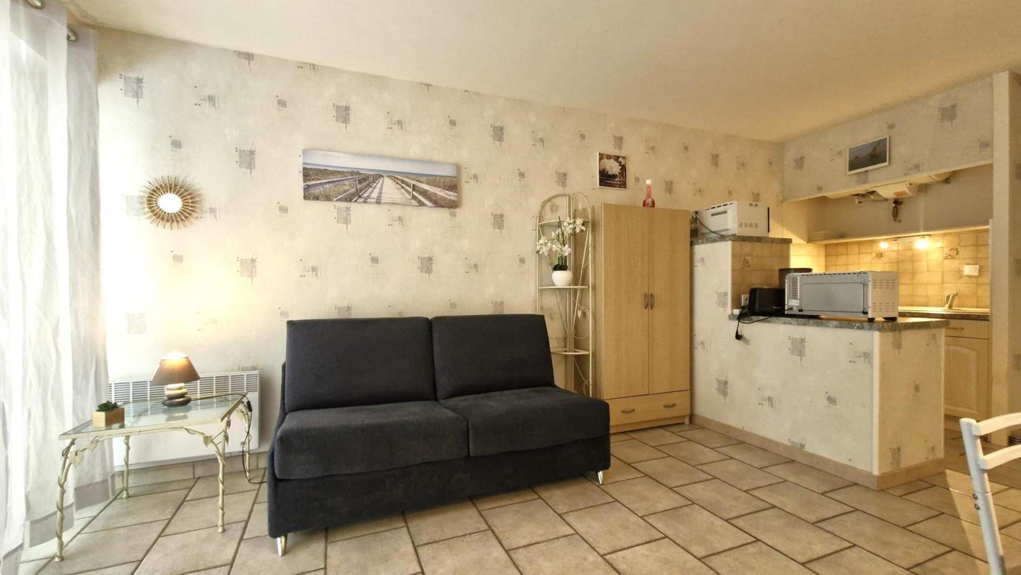Saint Georges de Didonne - STUDIO CABINE - résidence boisée proche PLAGE Extérieur photo